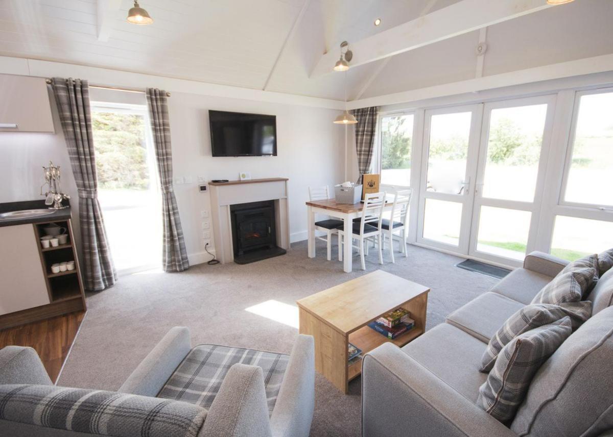 Westlands Country Park Hotel Annan Buitenkant foto