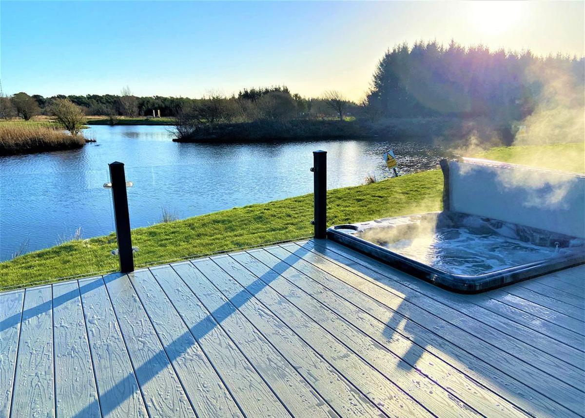 Westlands Country Park Hotel Annan Buitenkant foto