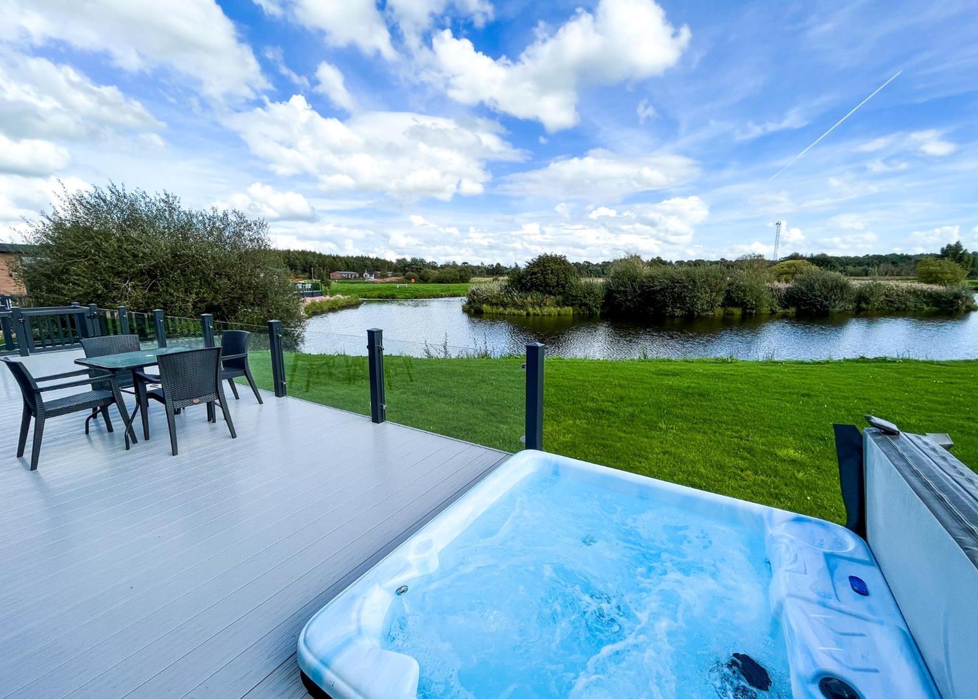 Westlands Country Park Hotel Annan Buitenkant foto