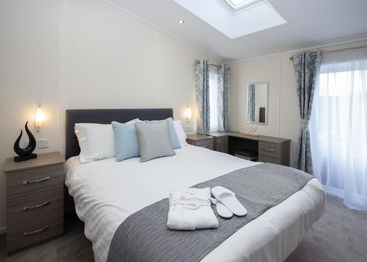Westlands Country Park Hotel Annan Buitenkant foto