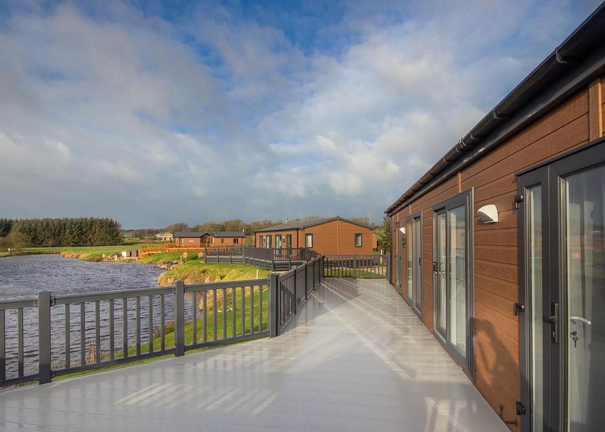 Westlands Country Park Hotel Annan Buitenkant foto