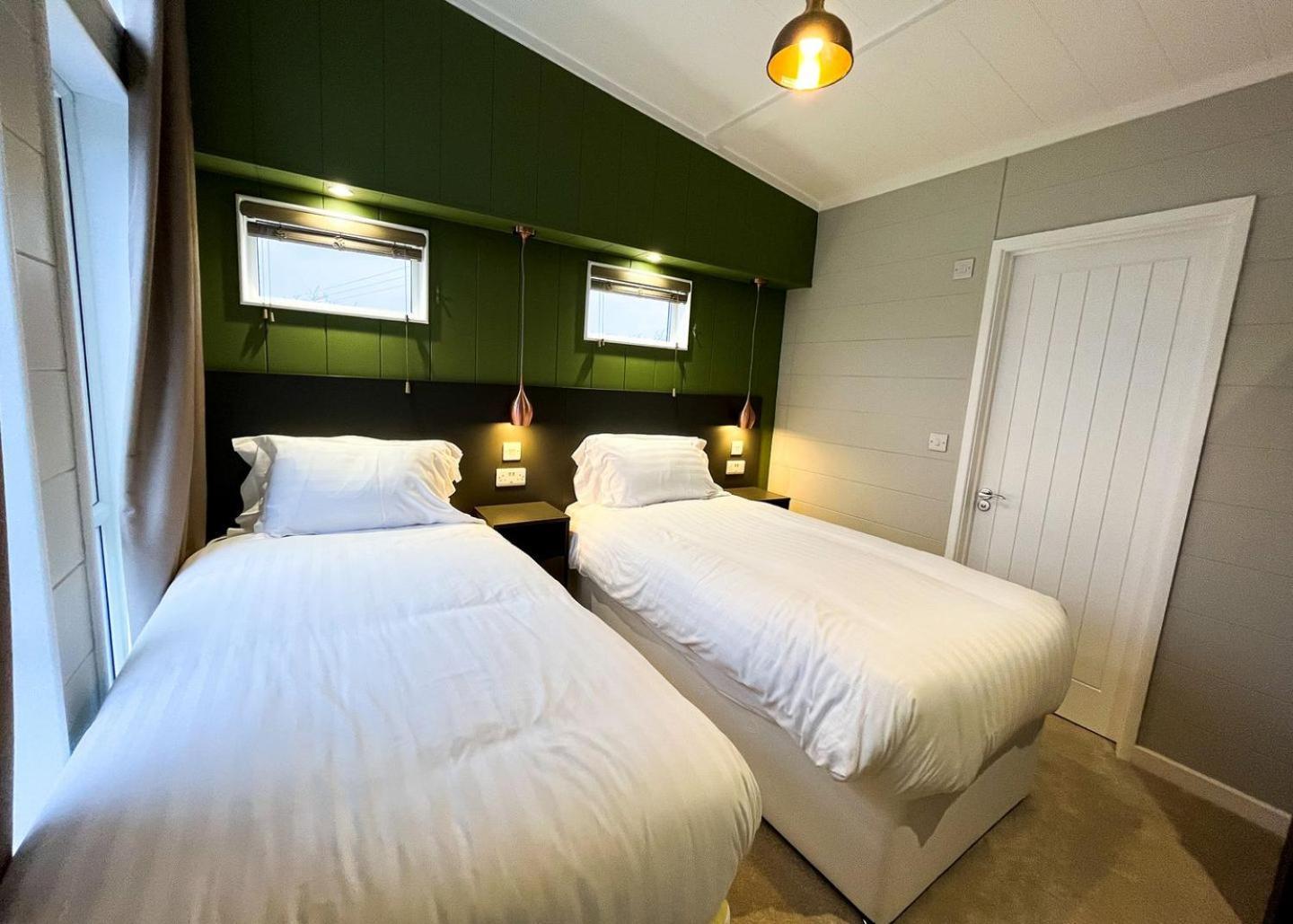 Westlands Country Park Hotel Annan Buitenkant foto